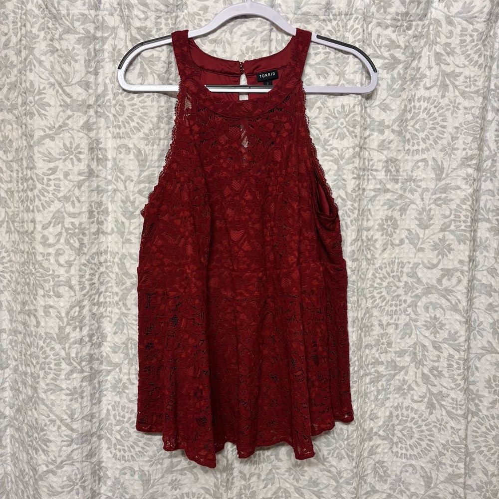 Women’s Torrid Red Tank Top Size 2 - Picture 2 of 10